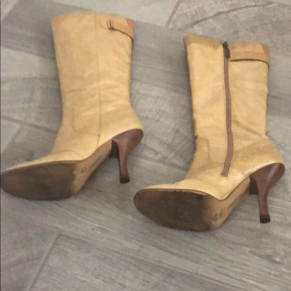 Kenneth Cole Camel Boot - Picture 6 of 6